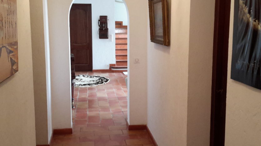 09 Lovely 3 bedroom ground floor apartment in Vence