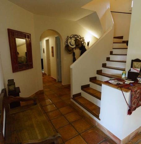 03-Villa Les Bartavelles Le Rouret staircases