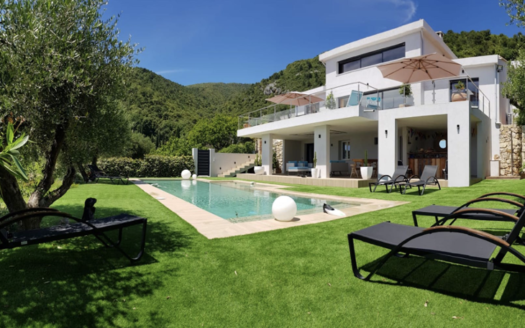 Magnificent villa spectacular views